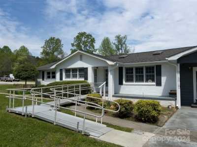 Home For Sale in Forest City, North Carolina