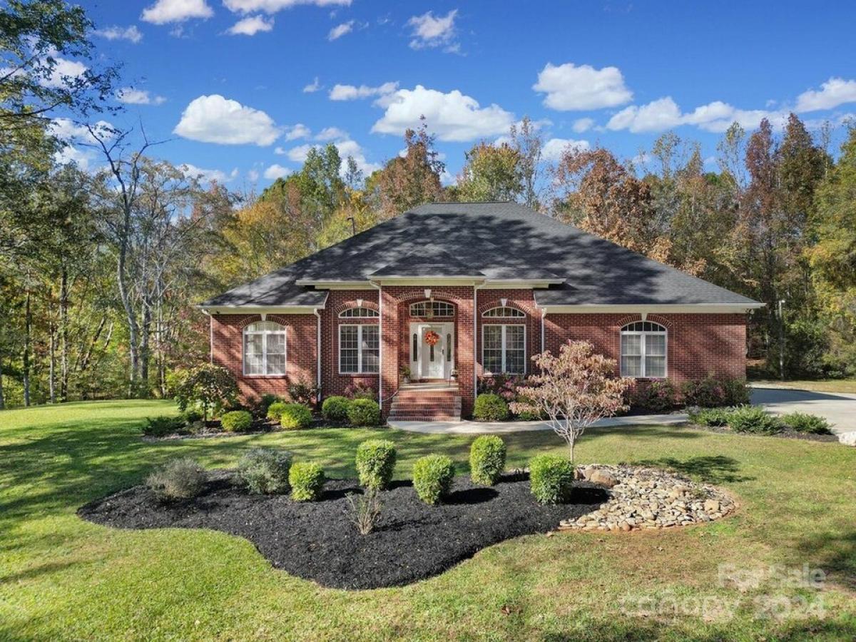 Picture of Home For Sale in Rock Hill, South Carolina, United States