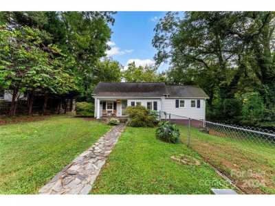 Home For Sale in Gastonia, North Carolina