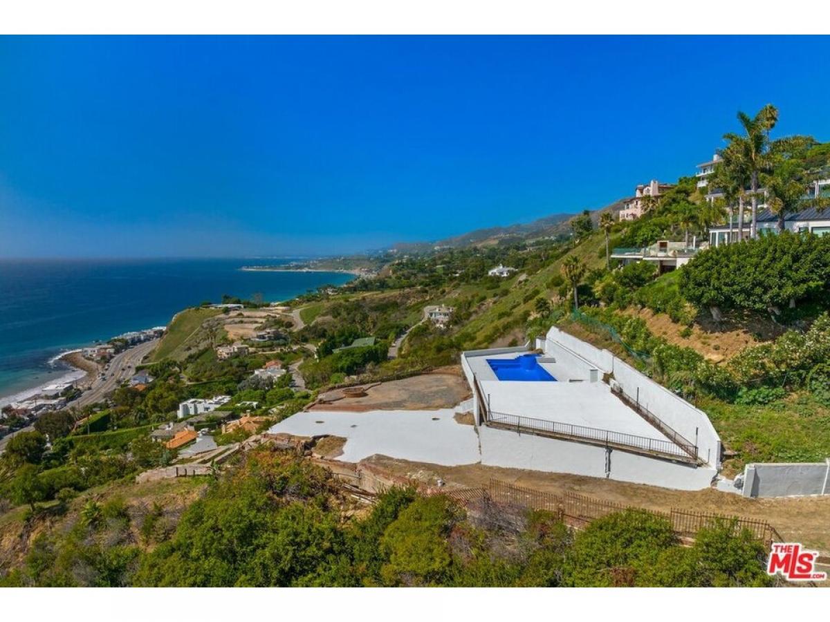 Picture of Residential Land For Sale in Malibu, California, United States