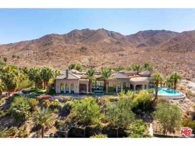 Home For Sale in Palm Desert, California