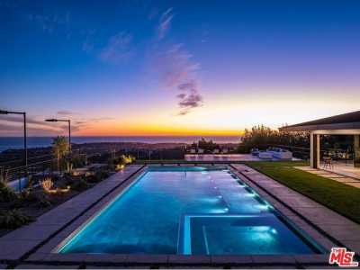 Home For Sale in Malibu, California