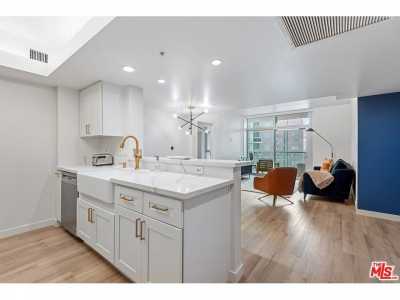 Home For Sale in Marina del Rey, California