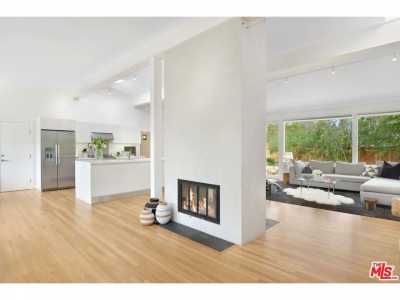 Home For Sale in Malibu, California