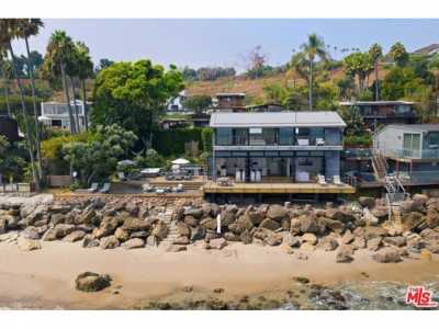 Home For Sale in Malibu, California