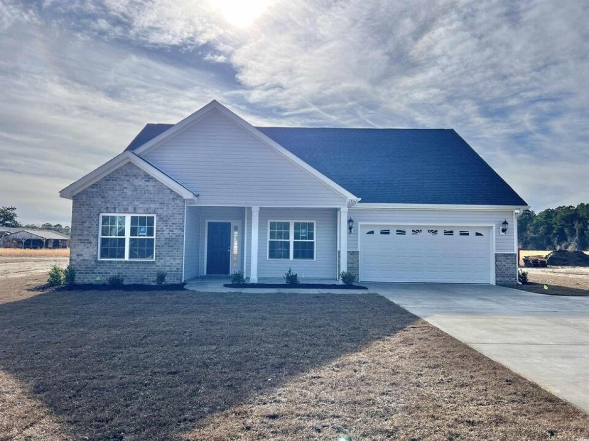 Picture of Home For Sale in Loris, South Carolina, United States