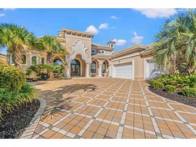 Home For Sale in Myrtle Beach, South Carolina