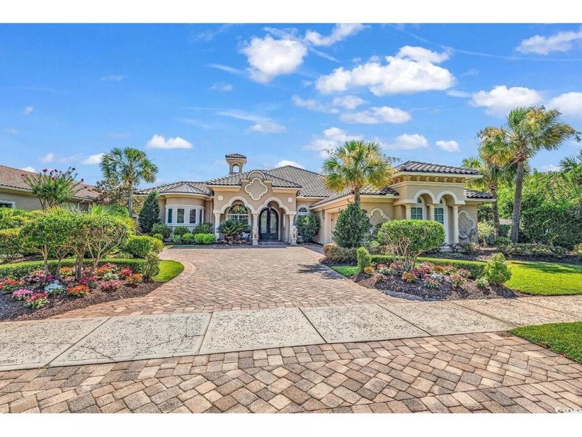 Picture of Home For Sale in Myrtle Beach, South Carolina, United States