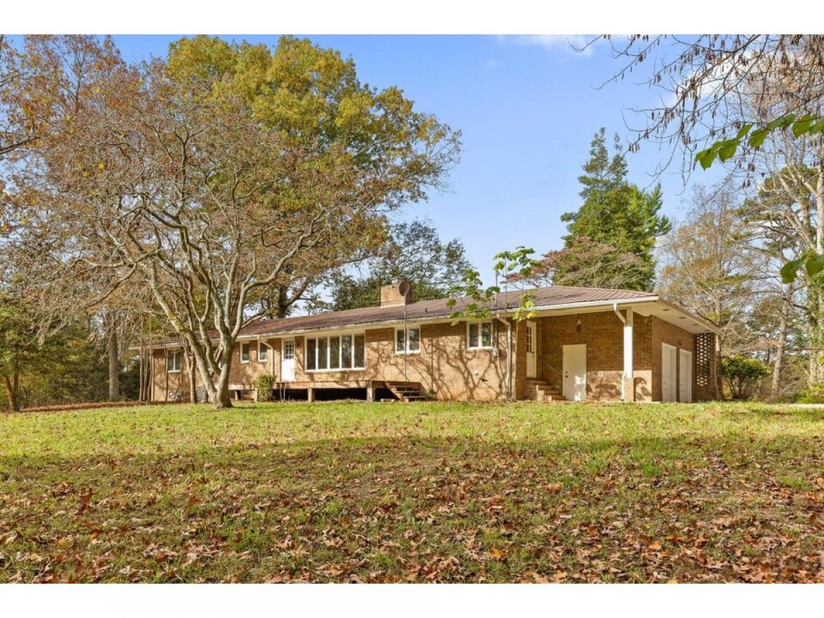 Picture of Home For Sale in Rising Fawn, Georgia, United States