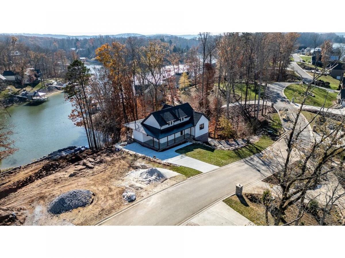 Picture of Home For Sale in Ten Mile, Tennessee, United States