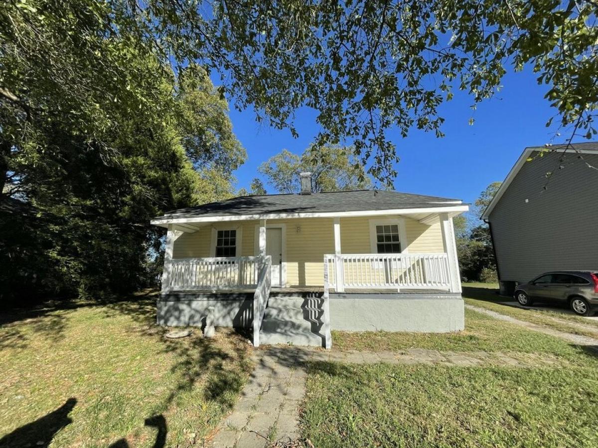 Picture of Home For Sale in Lafayette, Georgia, United States