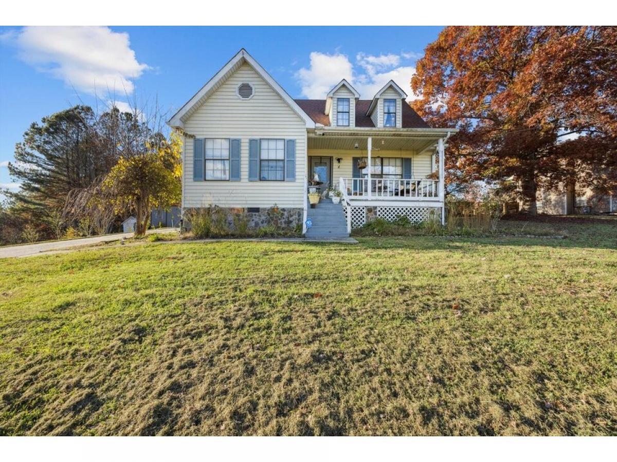 Picture of Home For Sale in Dayton, Tennessee, United States