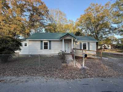 Home For Sale in Summerville, Georgia