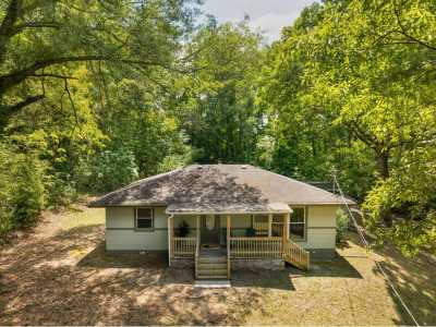 Home For Rent in Ringgold, Georgia