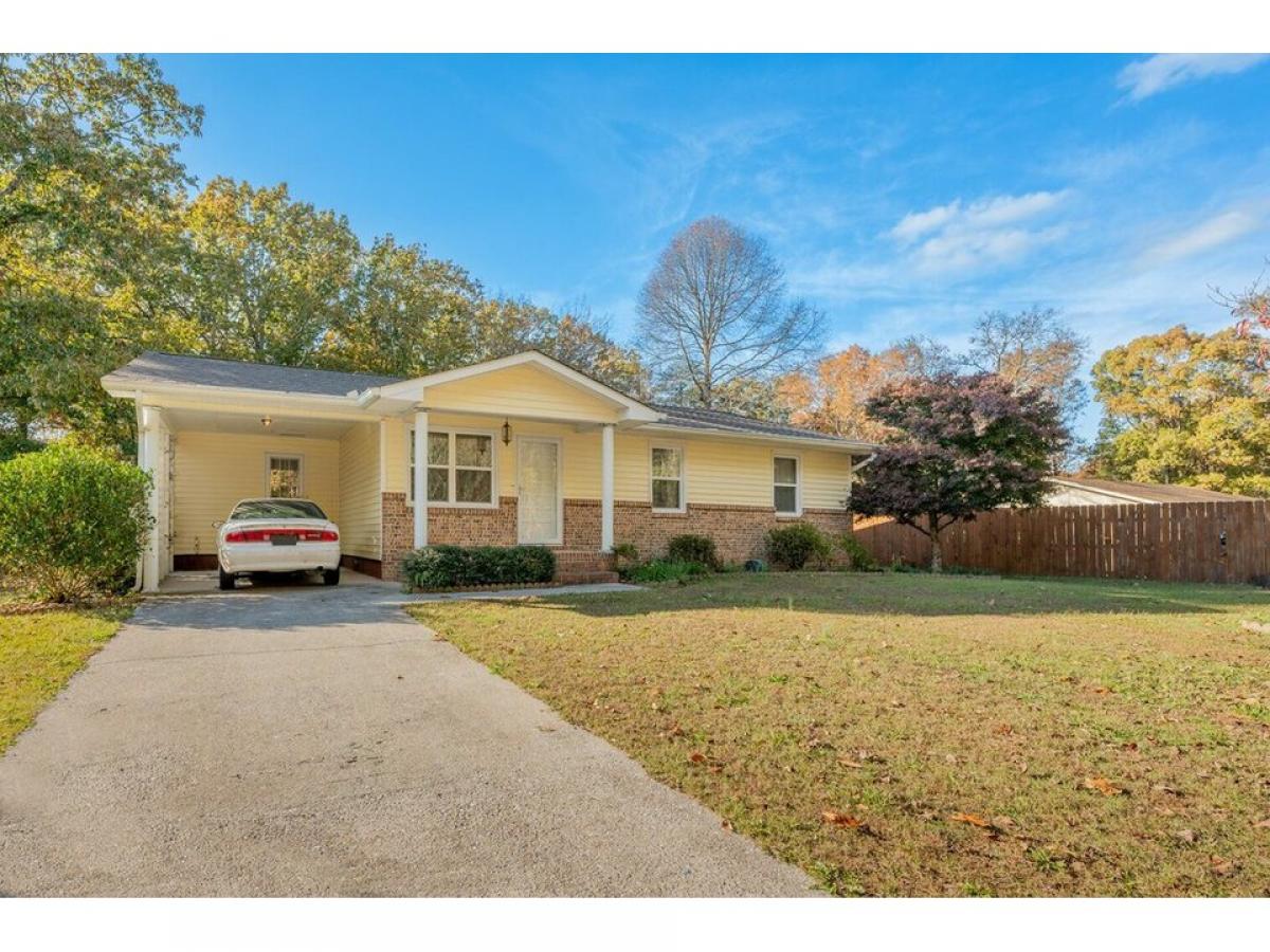 Picture of Home For Sale in Trion, Georgia, United States