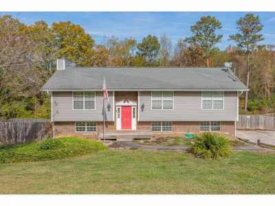 Home For Sale in Rocky Face, Georgia