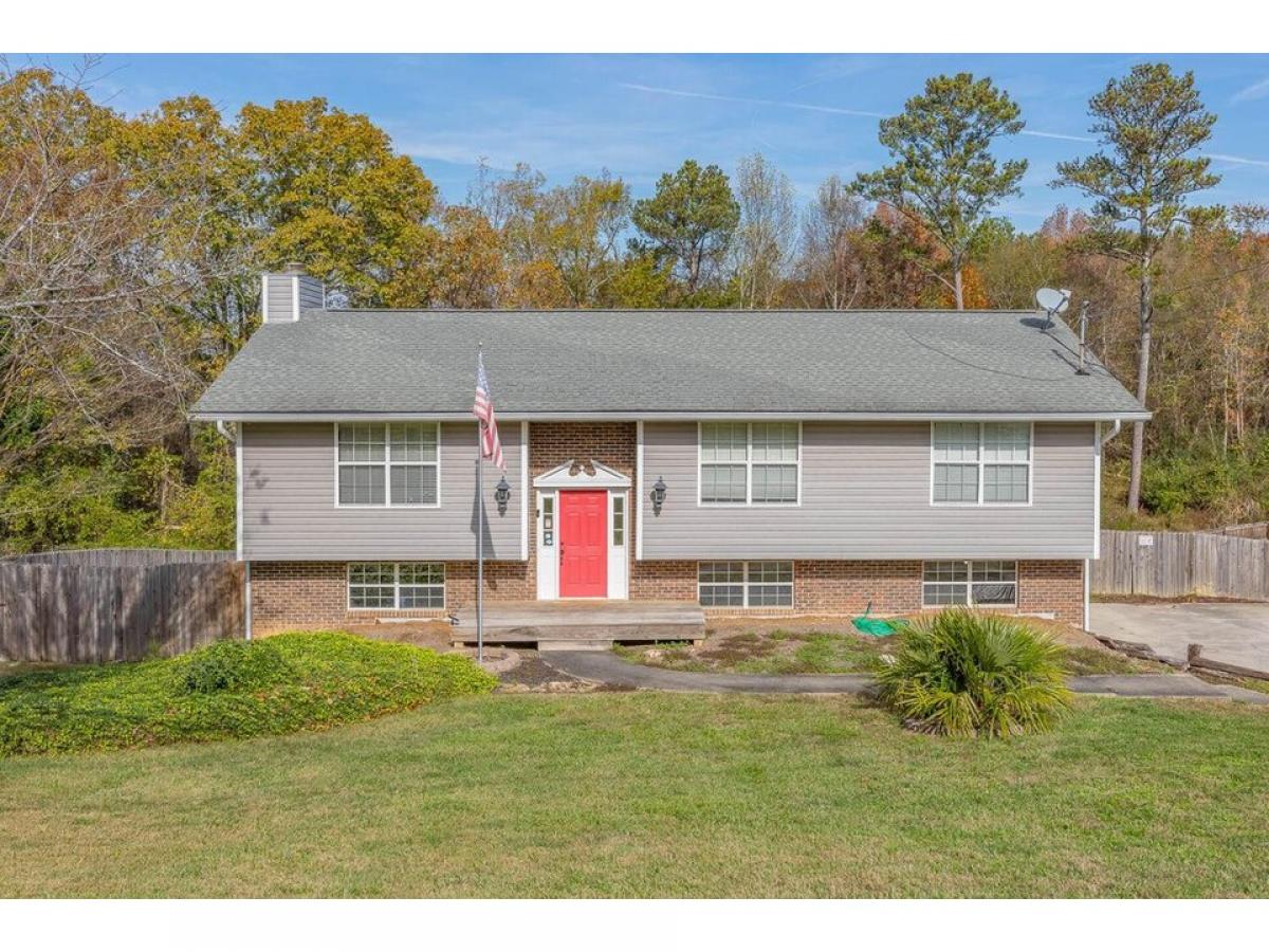 Picture of Home For Sale in Rocky Face, Georgia, United States