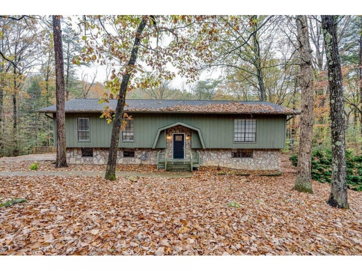 Picture of Home For Sale in Signal Mountain, Tennessee, United States