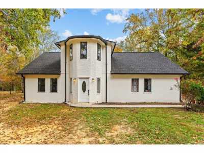 Home For Sale in Dalton, Georgia