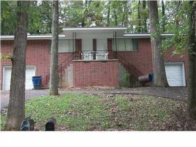 Home For Sale in Red Bank, Tennessee