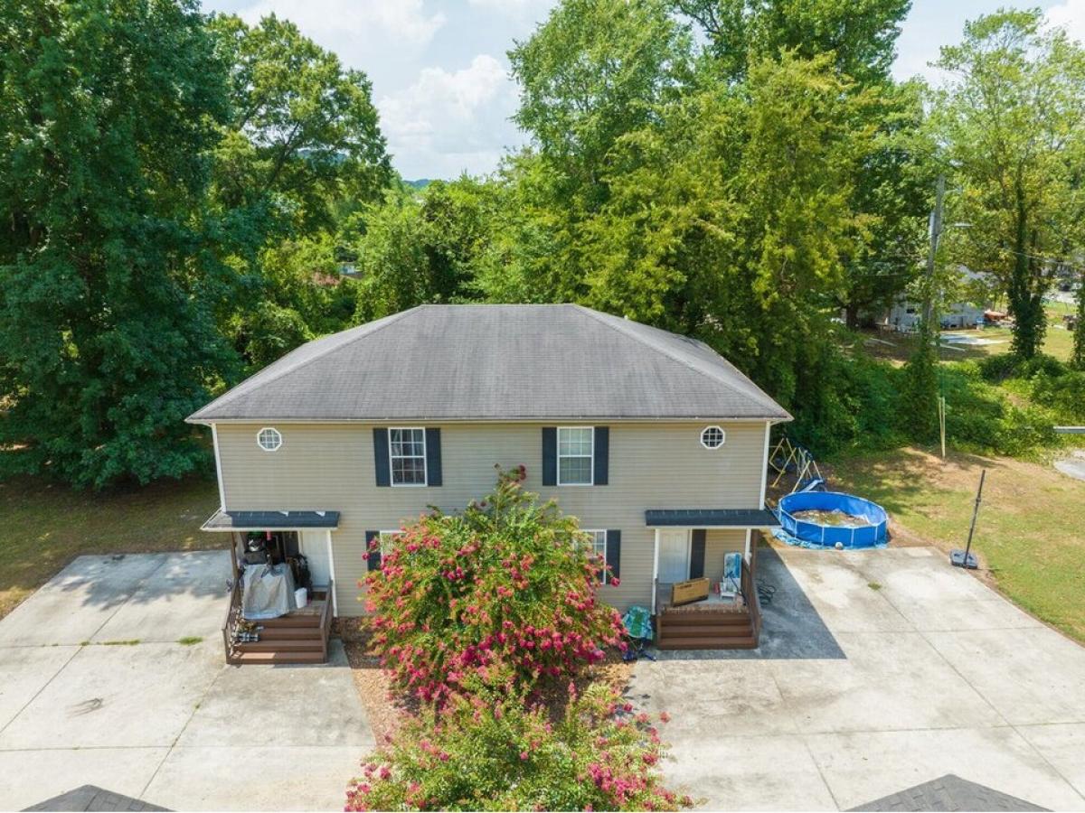 Picture of Home For Sale in Soddy Daisy, Tennessee, United States