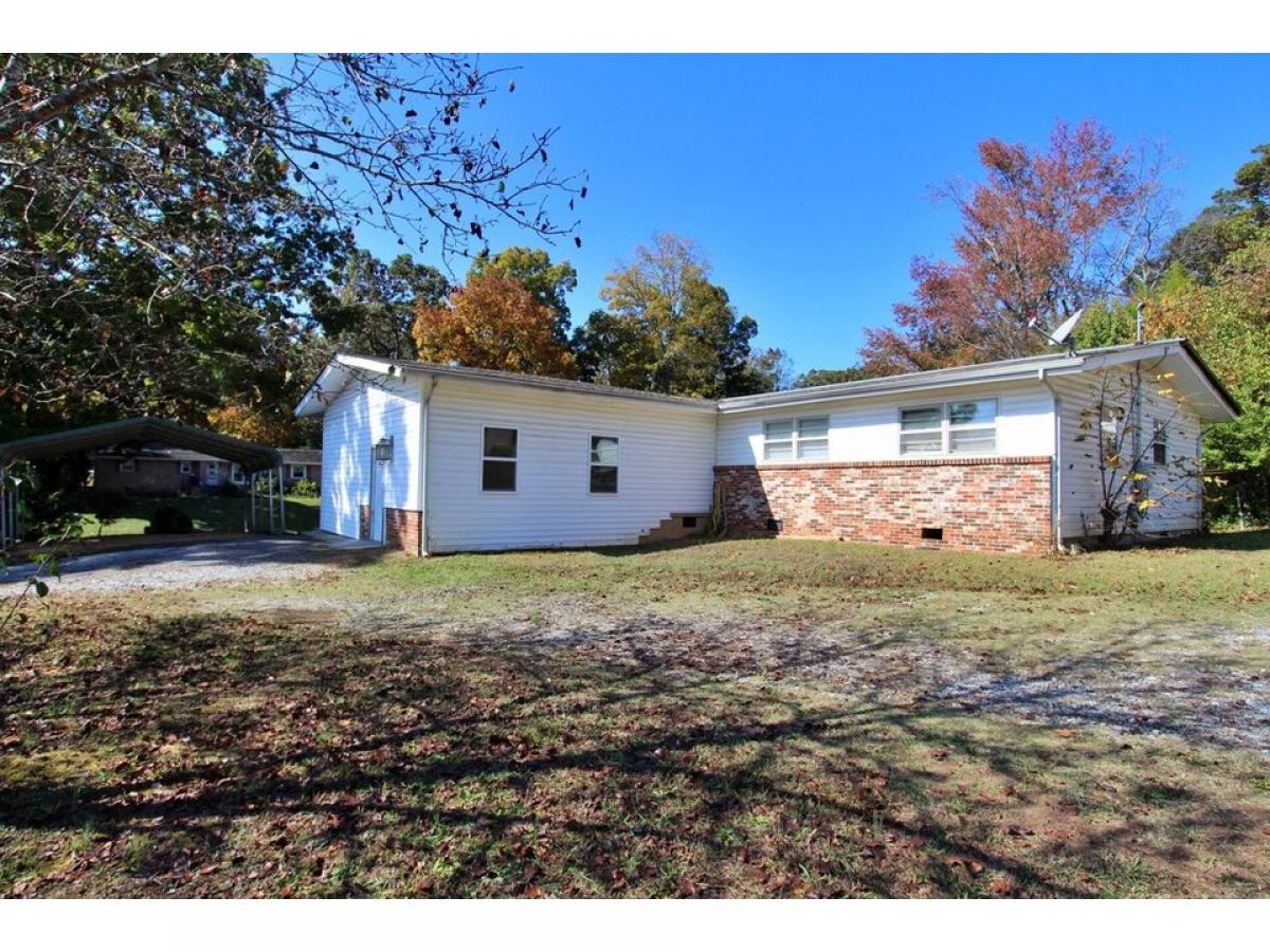 Picture of Home For Sale in Fort Oglethorpe, Georgia, United States