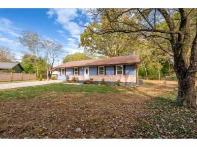 Home For Sale in Lafayette, Georgia