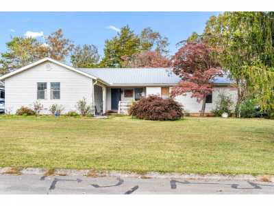 Home For Sale in Athens, Tennessee