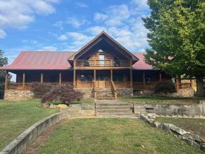 Home For Sale in Benton, Tennessee