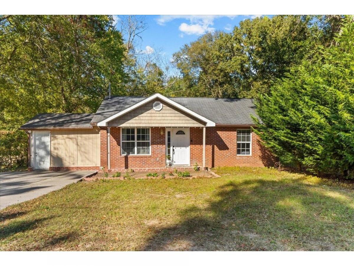 Picture of Home For Sale in Dalton, Georgia, United States