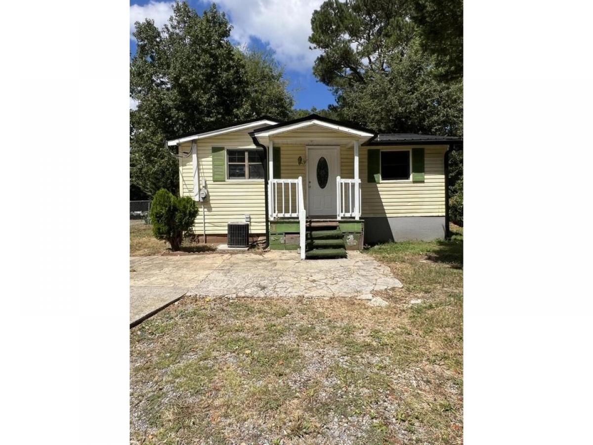 Picture of Home For Sale in Dalton, Georgia, United States