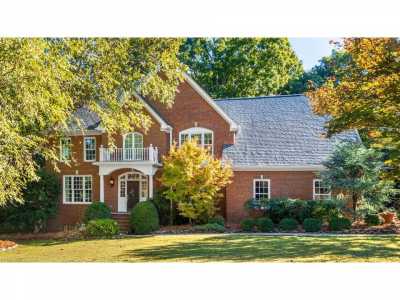 Home For Sale in Hixson, Tennessee