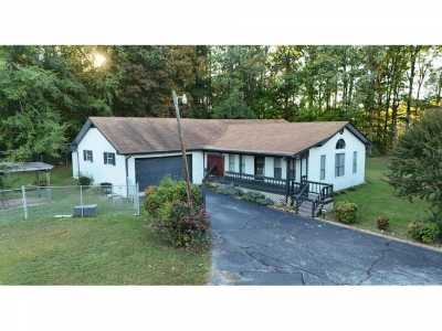 Home For Sale in Hixson, Tennessee