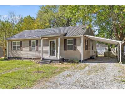 Home For Sale in Hixson, Tennessee