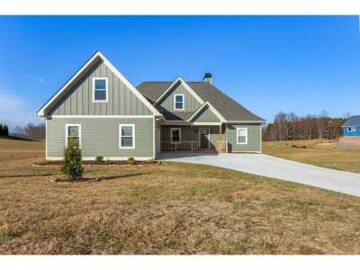 Home For Sale in Jasper, Tennessee