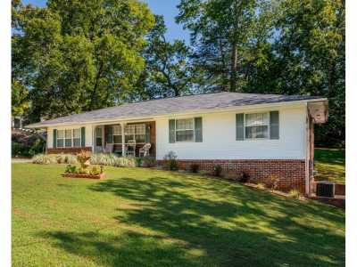 Home For Sale in Chattanooga, Tennessee