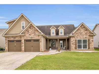 Home For Sale in Hixson, Tennessee