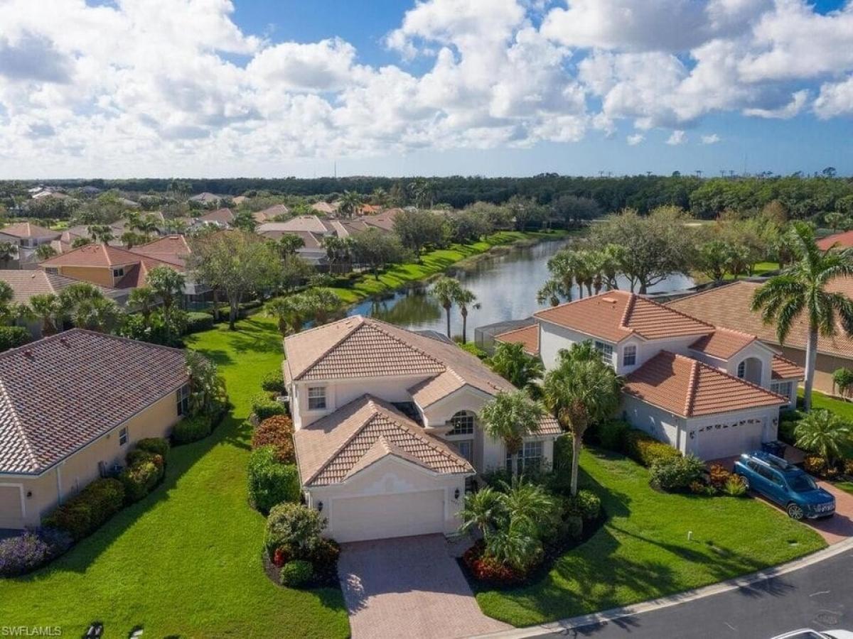 Picture of Home For Sale in Miromar Lakes, Florida, United States