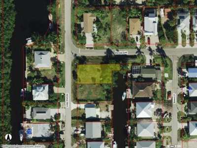 Residential Land For Sale in Naples, Florida