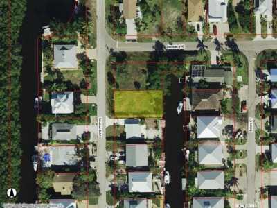 Residential Land For Sale in Naples, Florida