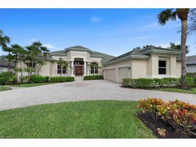 Home For Sale in Bonita Springs, Florida