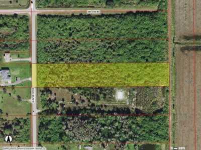 Residential Land For Sale in Naples, Florida