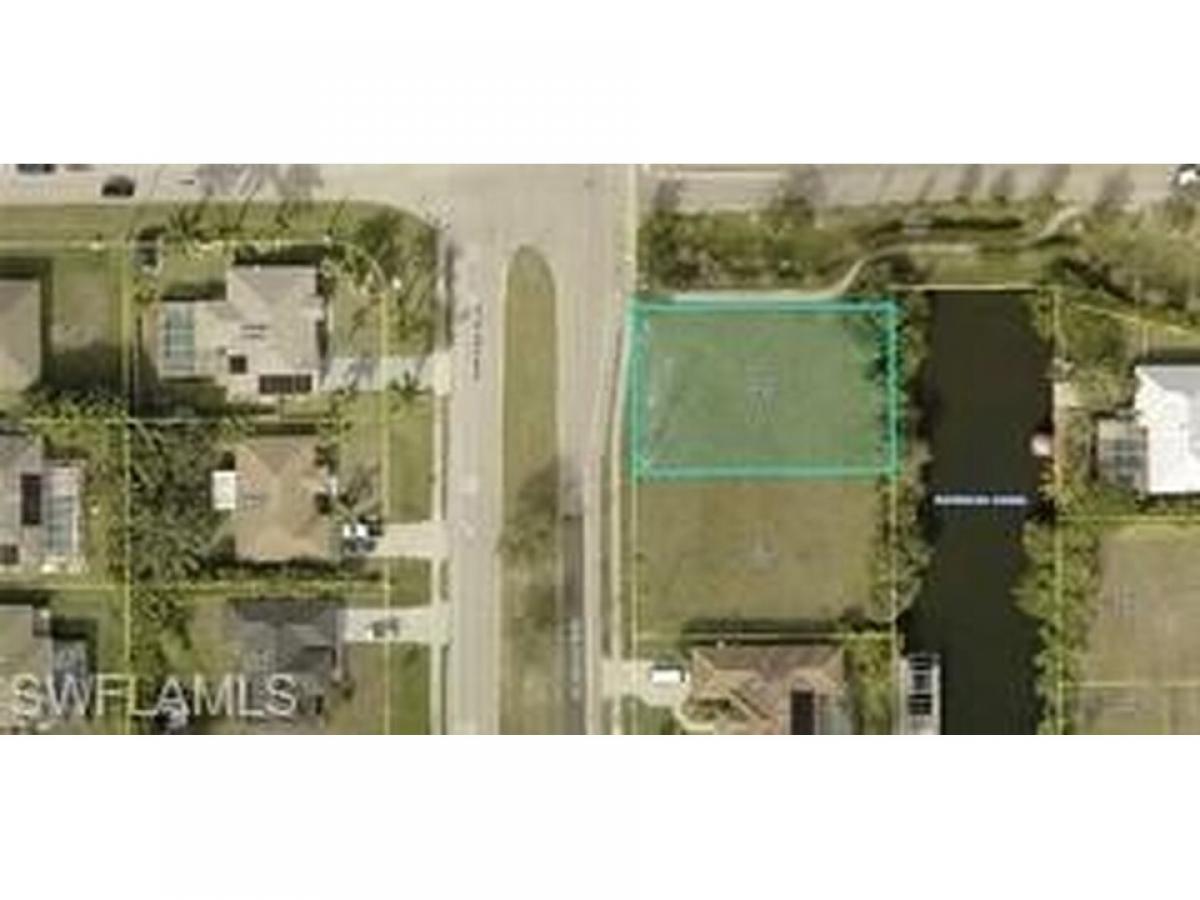 Picture of Residential Land For Sale in Cape Coral, Florida, United States