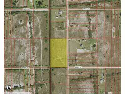 Residential Land For Sale in Naples, Florida