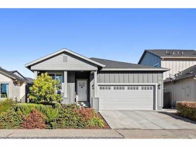 Home For Sale in Santa Rosa, California