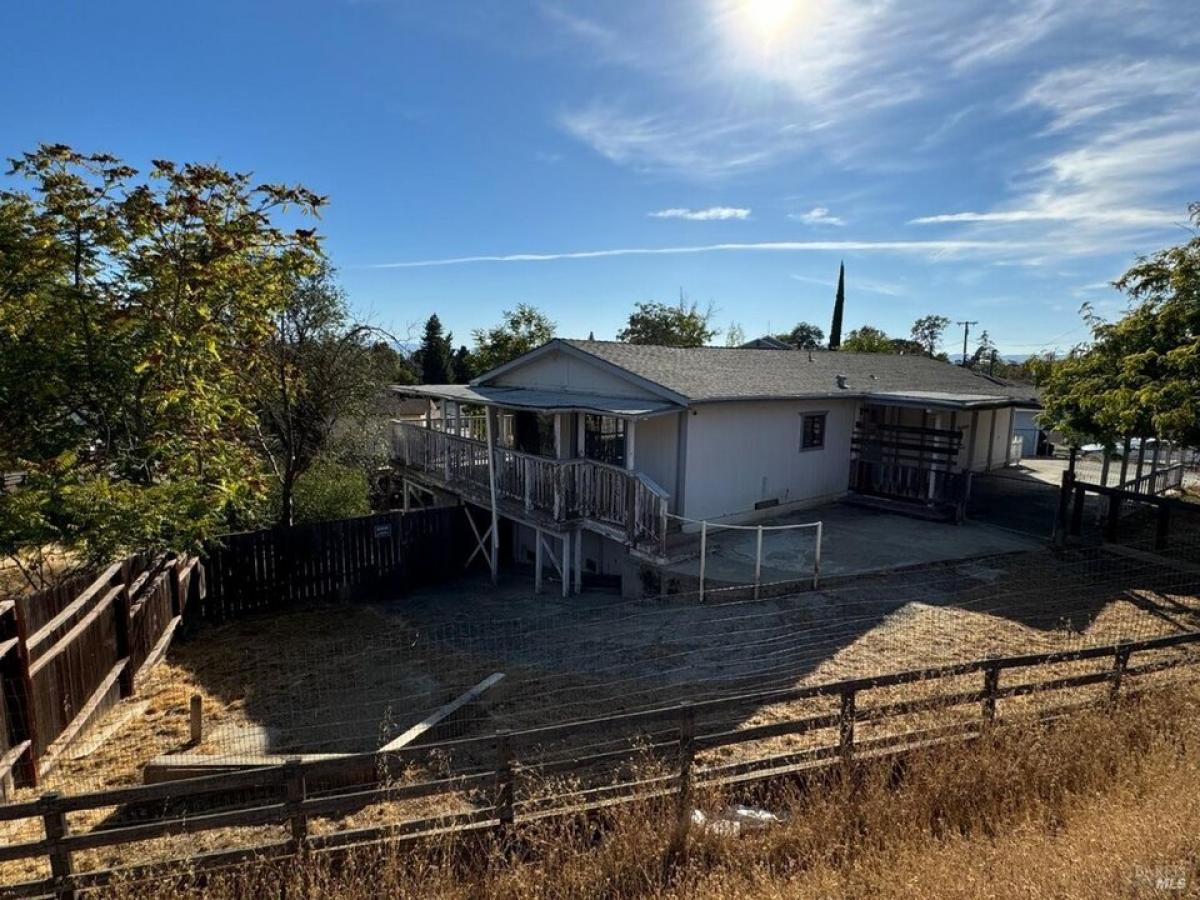 Picture of Home For Sale in Lucerne, California, United States