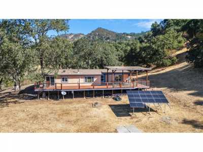 Home For Sale in Cloverdale, California