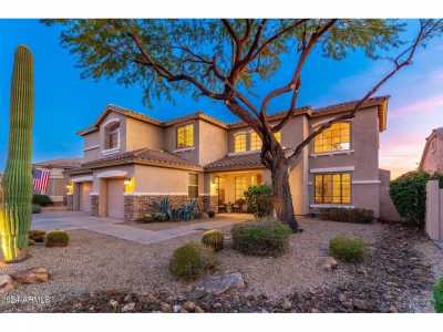 Home For Sale in Cave Creek, Arizona