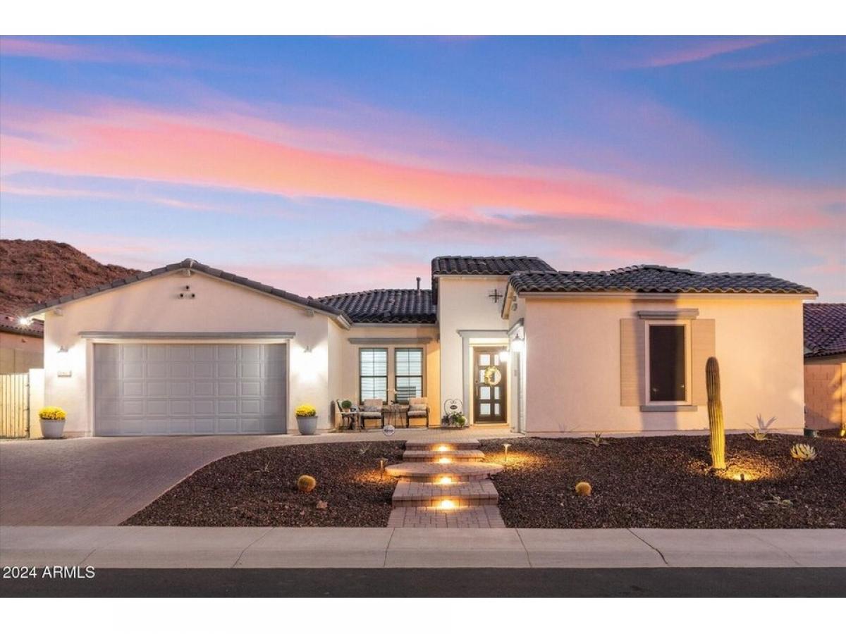 Picture of Home For Sale in Phoenix, Arizona, United States