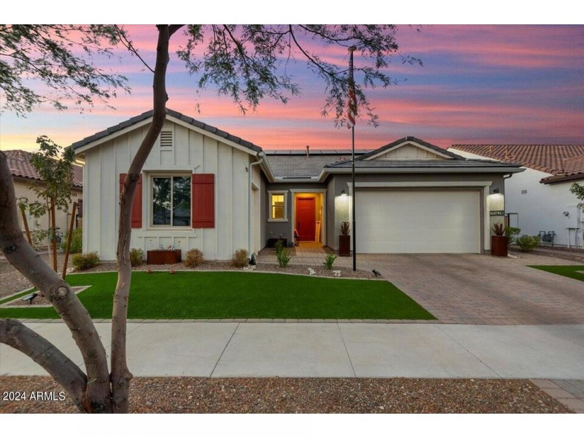 Picture of Home For Sale in Buckeye, Arizona, United States